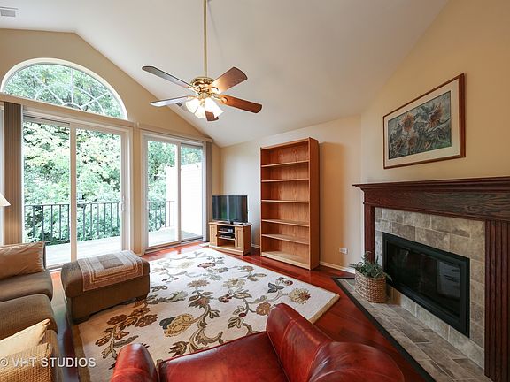 4th image of 30W026 Mayfair Ct #0