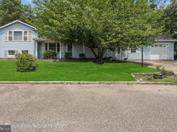 108 Nautilus Blvd, Forked River, NJ 08731