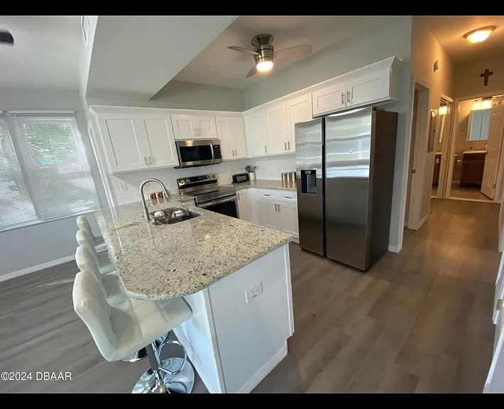614 Tanglewood St #1 — Photo 5