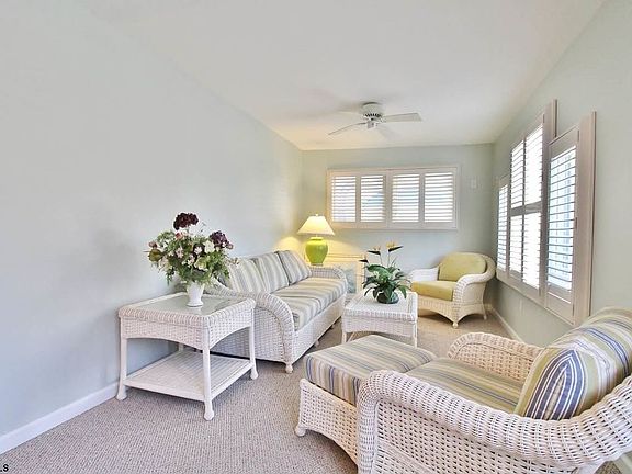 3rd image of 920A Ocean Ave #D