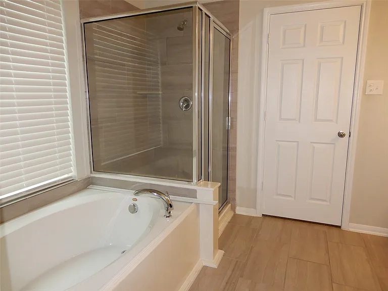 12258 Chestnut Clearing Trl — Photo 11
