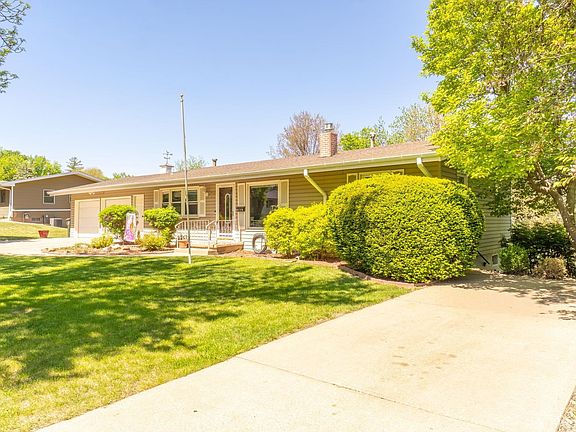 2nd image of 3422 Cheyenne Blvd