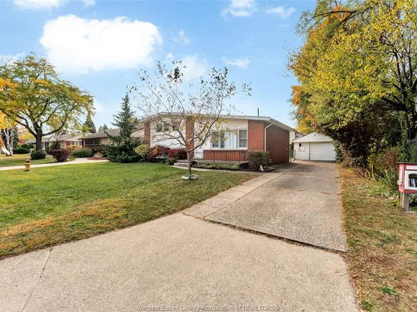 3145 Mark Ave, Windsor, ON N9E 2W9