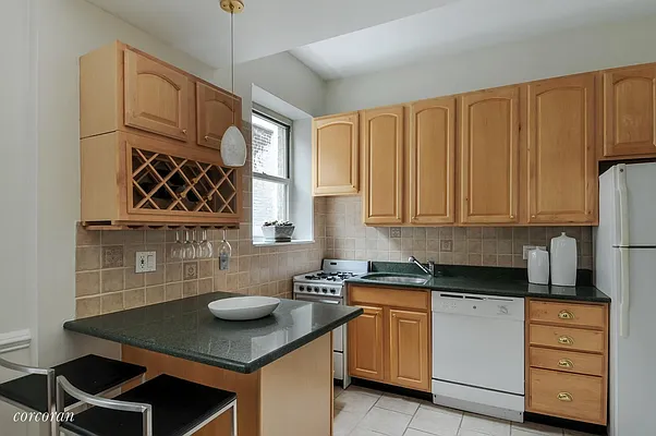 Sold by Corcoran | media 3