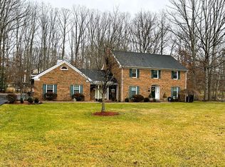 22 Hummingbird Ln, Beckley, WV 25801