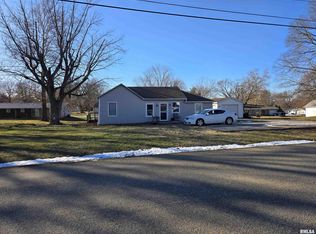 517 N Coal St, Colchester, IL 62326