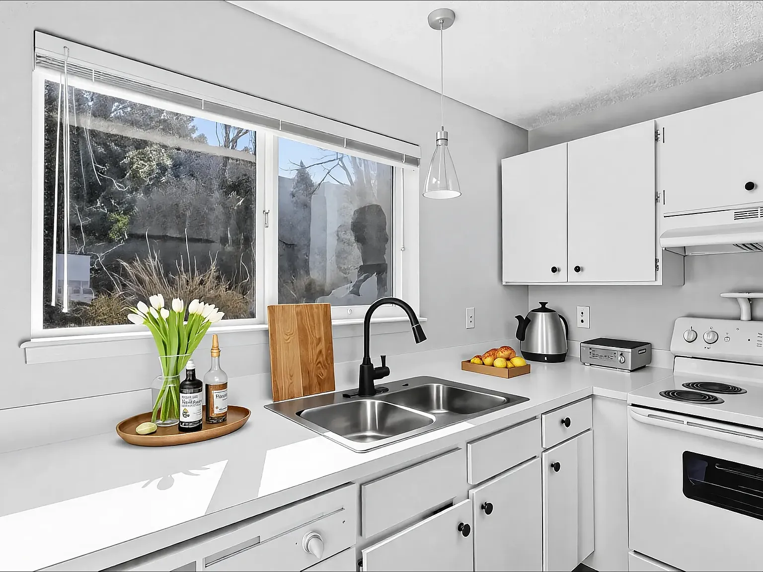 Harborview Apartments — Photo 4
