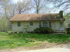 119 Dennis St   Wathena,KS