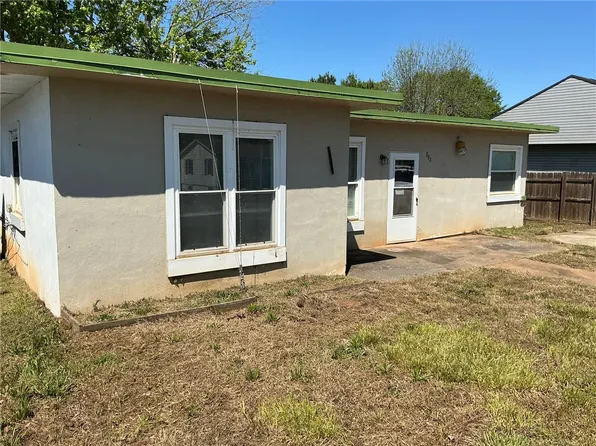 503 E South 6th St, Seneca, SC 29678