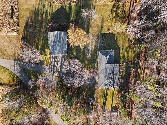 5th image of 34490 Wooded Way