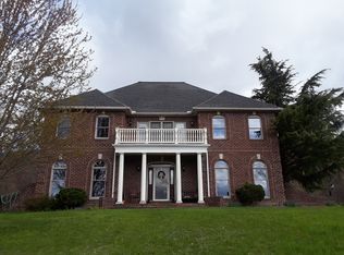 2110 Longs Gap Rd, Carlisle, PA 17013
