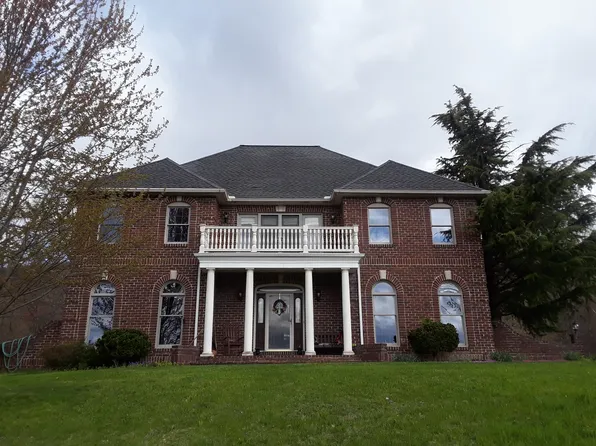 2110 Longs Gap Rd, Carlisle, PA 17013