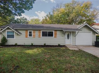 1072 Easy St, Grapevine, TX 76051