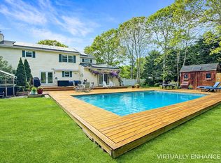 17 Jennifers Path, Westhampton Beach, NY 11978