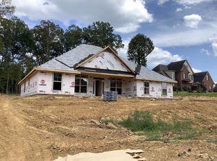 5216 Mary Dr, Olive Branch, MS 38654