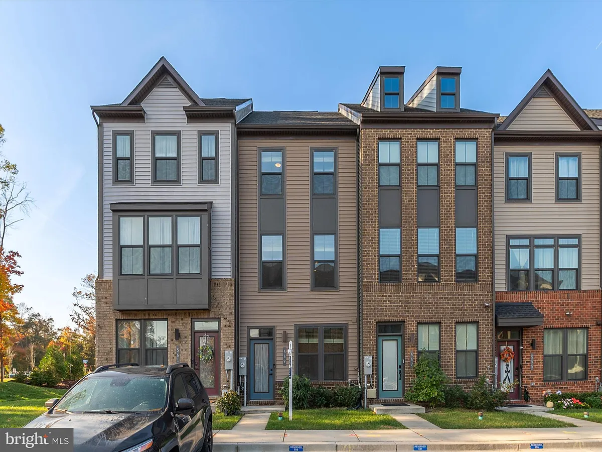 Building Photo - 559 Levanna Lane Gln
