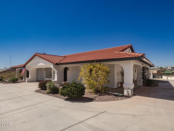 4th image of 3855 Whaler Dr