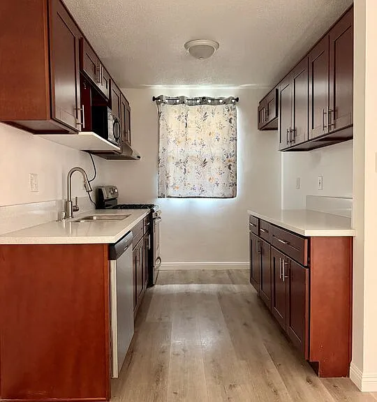 4848 Elmwood Ave #3 — Photo 3