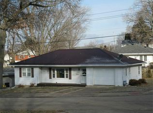 3055 Lindale St, Dubuque, IA 52001