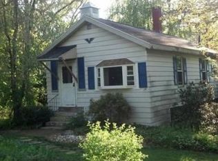 470 Rochdale St, Auburn, MA 01501