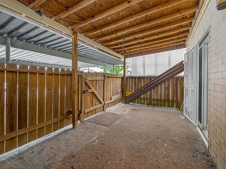 6201 Ranchester Dr #29 — Photo 28