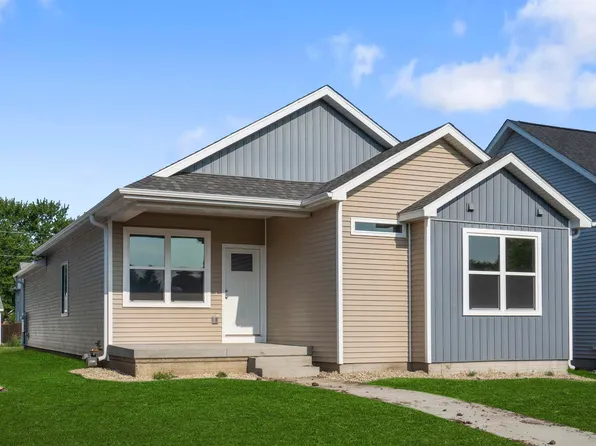 109 Coral Dr, Waterloo, IA 50701