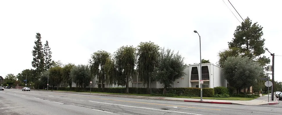 8640 Petit Ave — Photo 3
