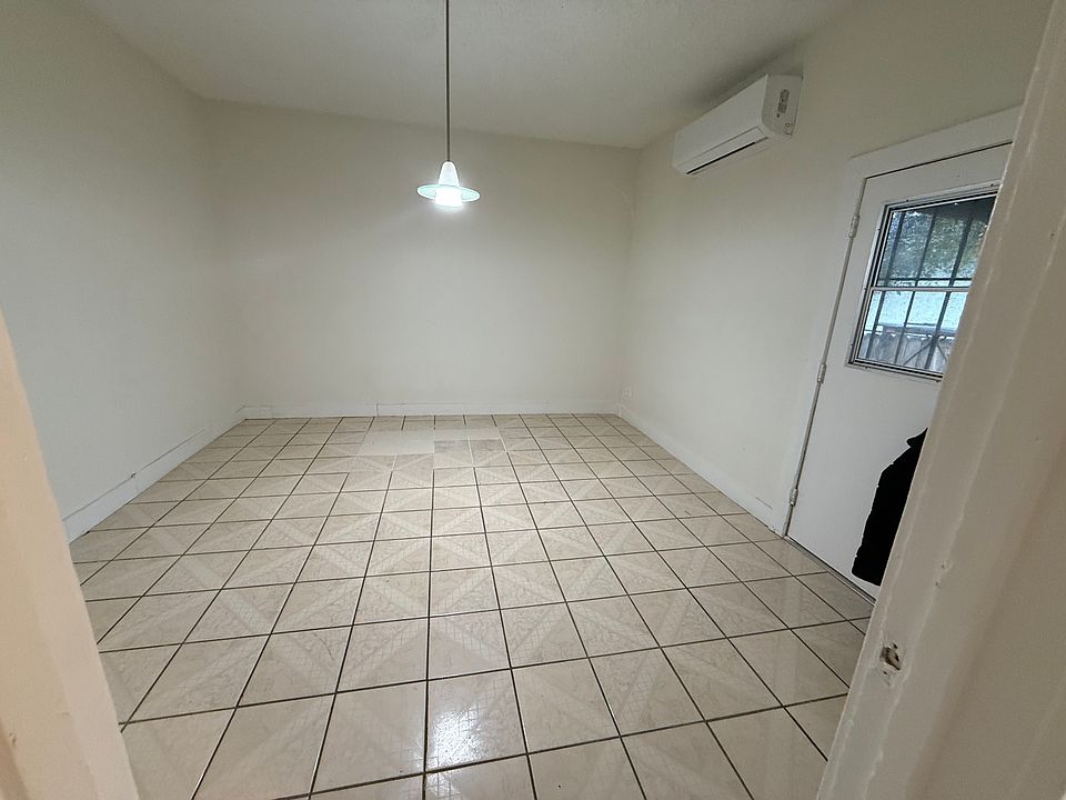 1st image of 1057 W 8th St #2