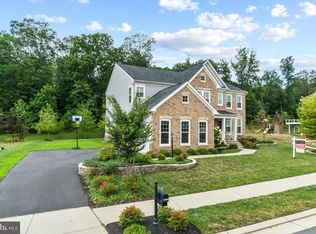 23359 Tradewind Dr, Ashburn, VA 20148