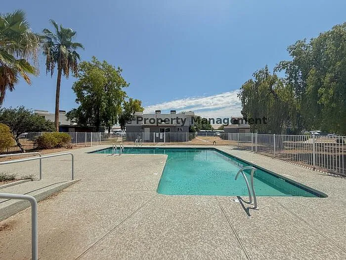 2625 W Ocotillo Rd #2 — Photo 16