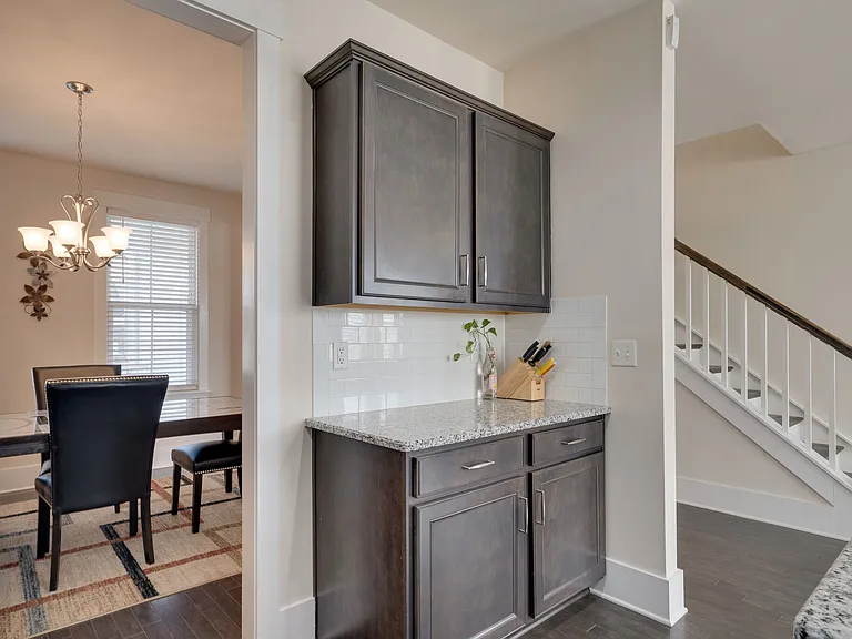 1332 Fairbanks St — Photo 10