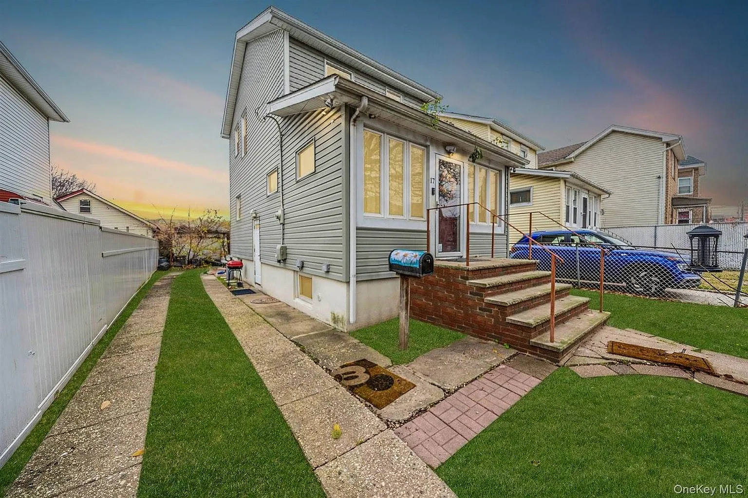 17 Cliffside Ave photo 1