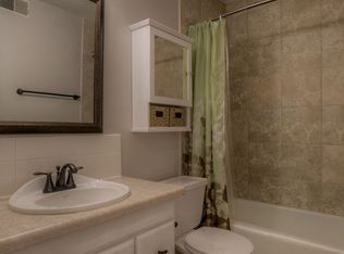 124 S 38th St APT 20, Omaha, NE 68131
