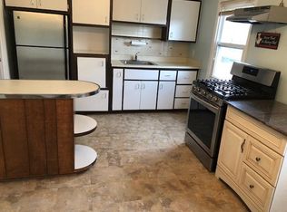 165 Rossiter Ave #2, Yonkers, NY 10701