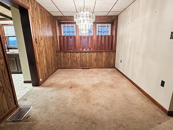 5th image of 1218 Mayo St