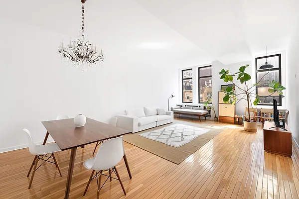 Sold by Compass | media 1