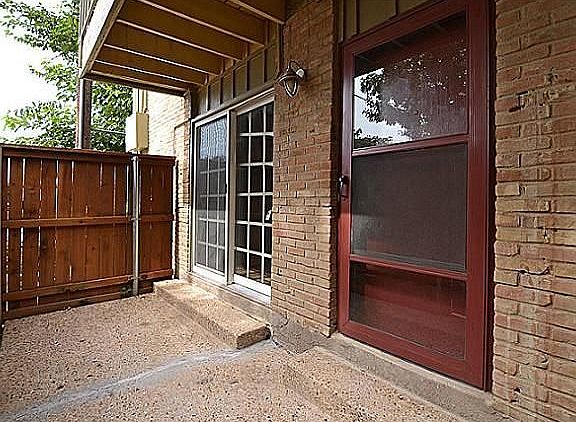 3rd image of 5916 Birchbrook Dr #137