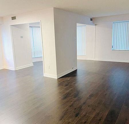 2nd image of 33 University Ave #1303