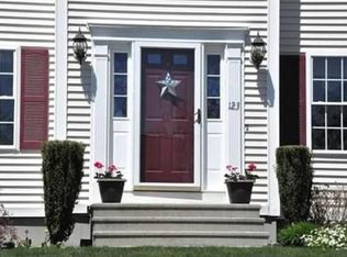 123 Jennifer Dr, Holden, MA 01520