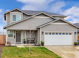 3146 Gold Mine Ave, White City, OR 97503