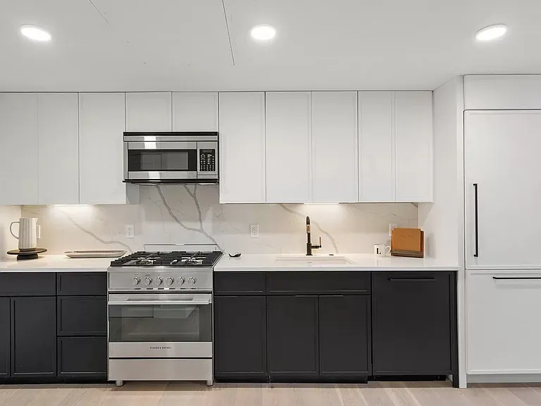 52 Leo M Birmingham Pkwy #6 — Photo 3