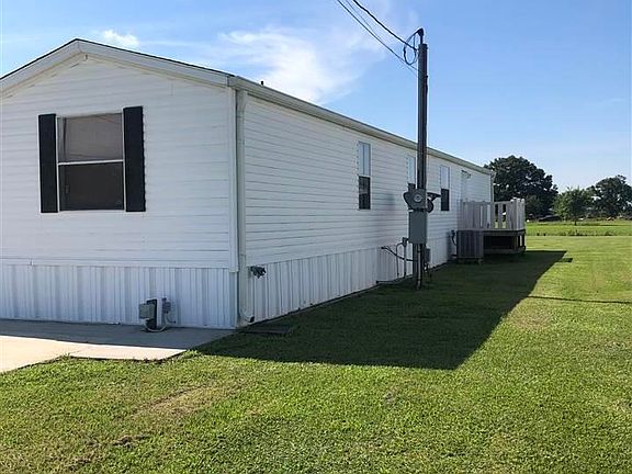 3rd image of 227 Blakefield Dr