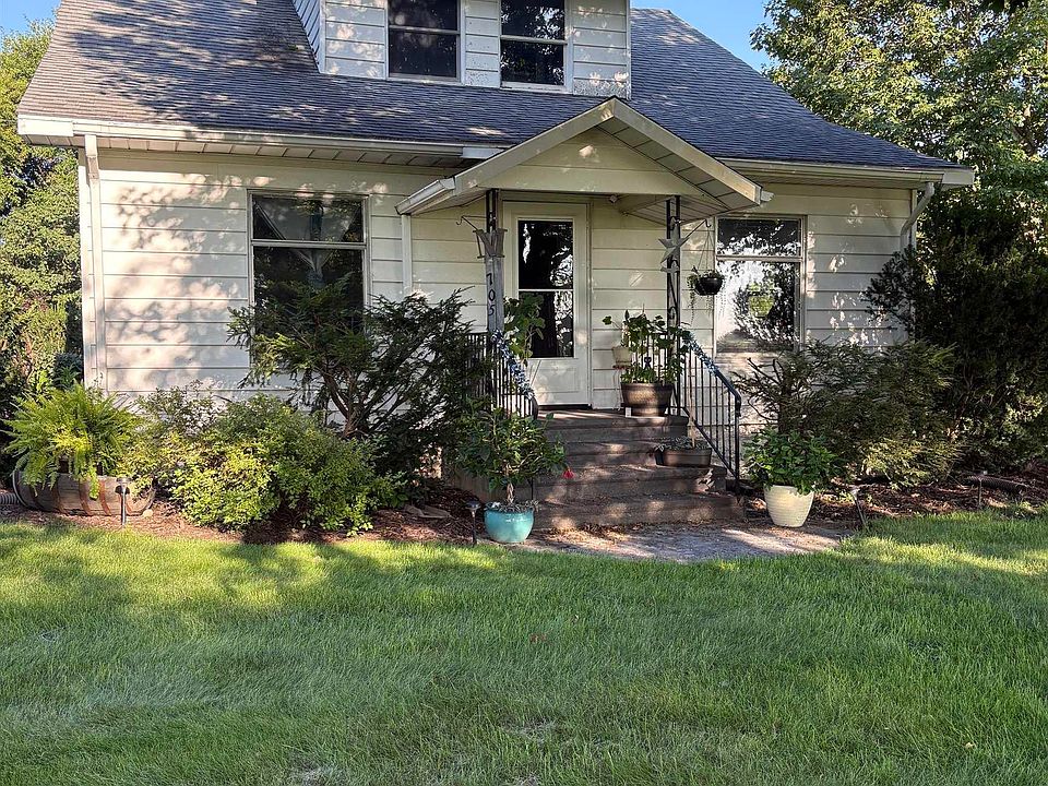 1st image of 705 S Logan St