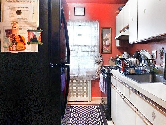 5th image of 19621 69th Ave #1