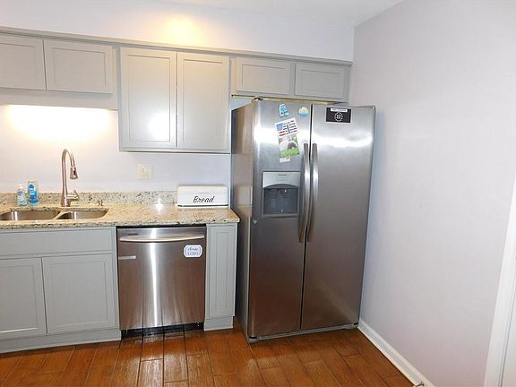 4th image of 1040 Kirkland Rd