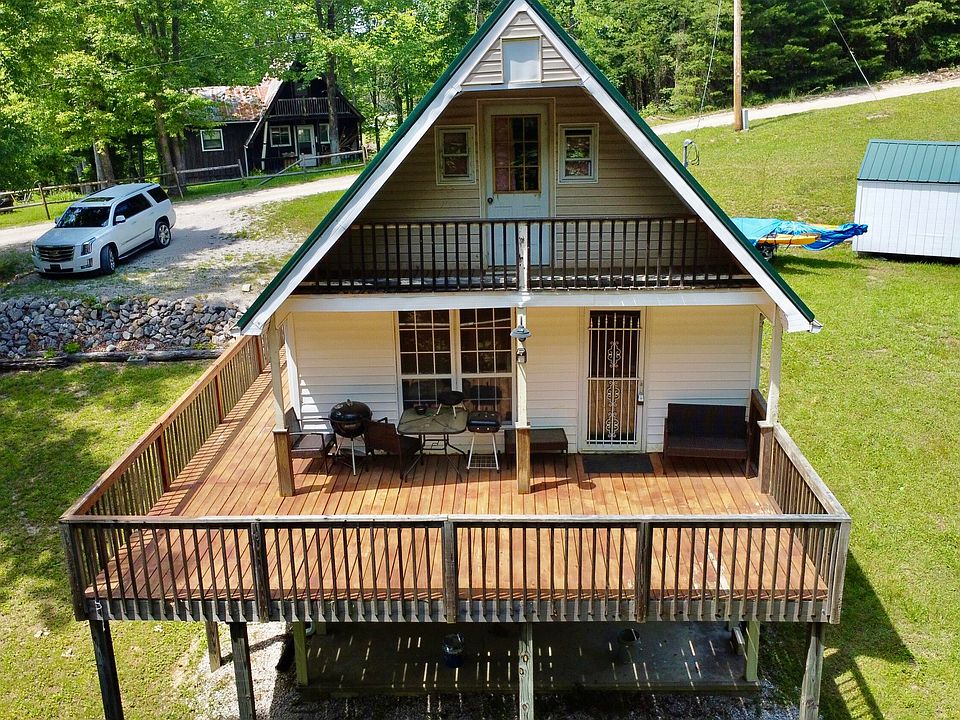 1st image of 77 Dawn Dr