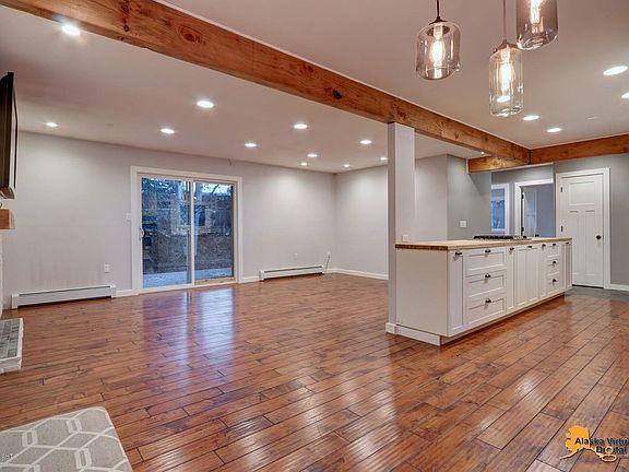 5th image of 7843 Brentwood Dr