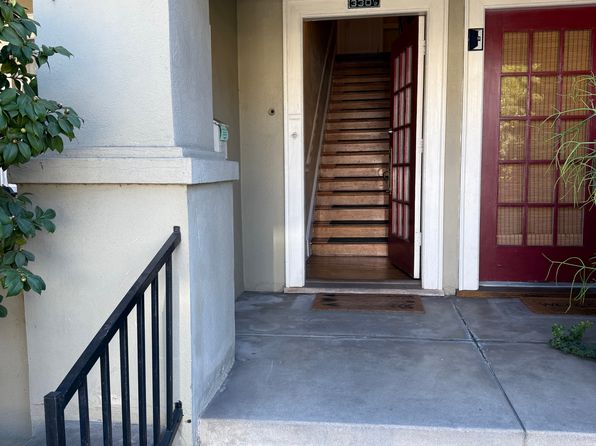 330 W Wilson Ave #1/2