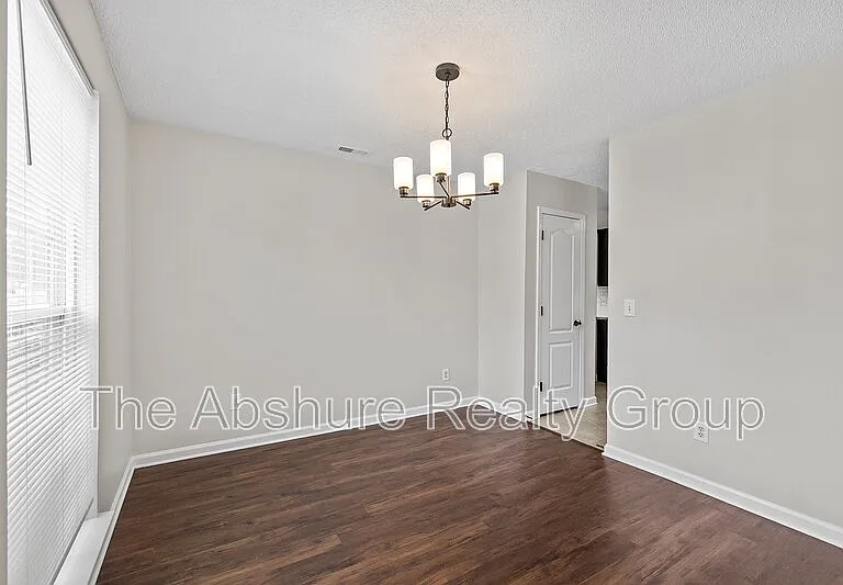 5216 Carriage Pine Dr — Photo 10