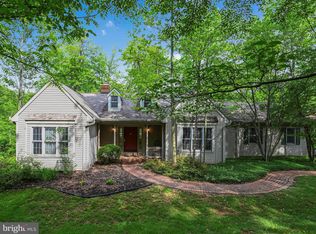 320 N Ridge Rd, Reinholds, PA 17569